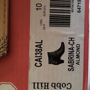 Cobb Hill Sabrina booties